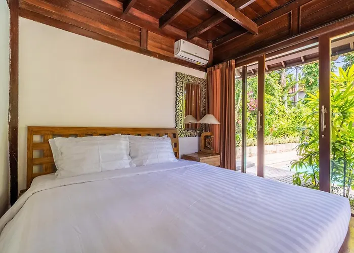 Manggis Hotel